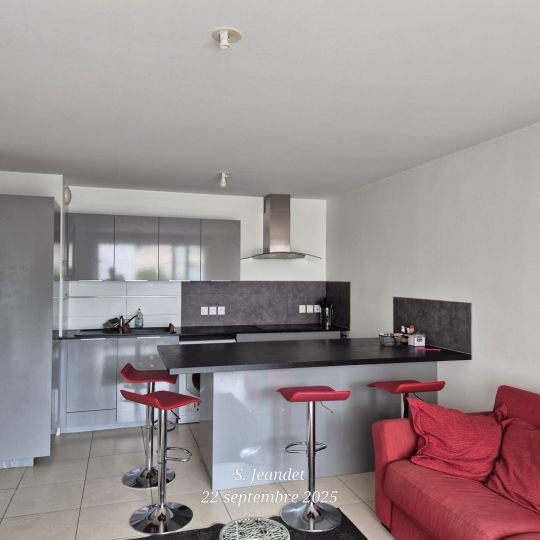 JEANDET Immobilier : Apartment | FERNEY-VOLTAIRE (01210) | 60 m2 | 1 840 € 