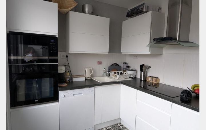 Appartement P2 SAINT-GENIS-POUILLY 53 m2 215 000 € Appartement P2 SAINT-GENIS-POUILLY 53 m2 215 000 €