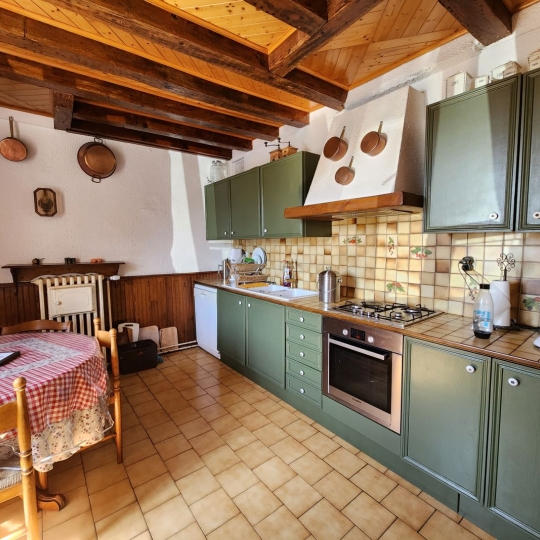  JEANDET Immobilier : Maison / Villa | SEGNY (01170) | 220 m2 | 4 290 € 