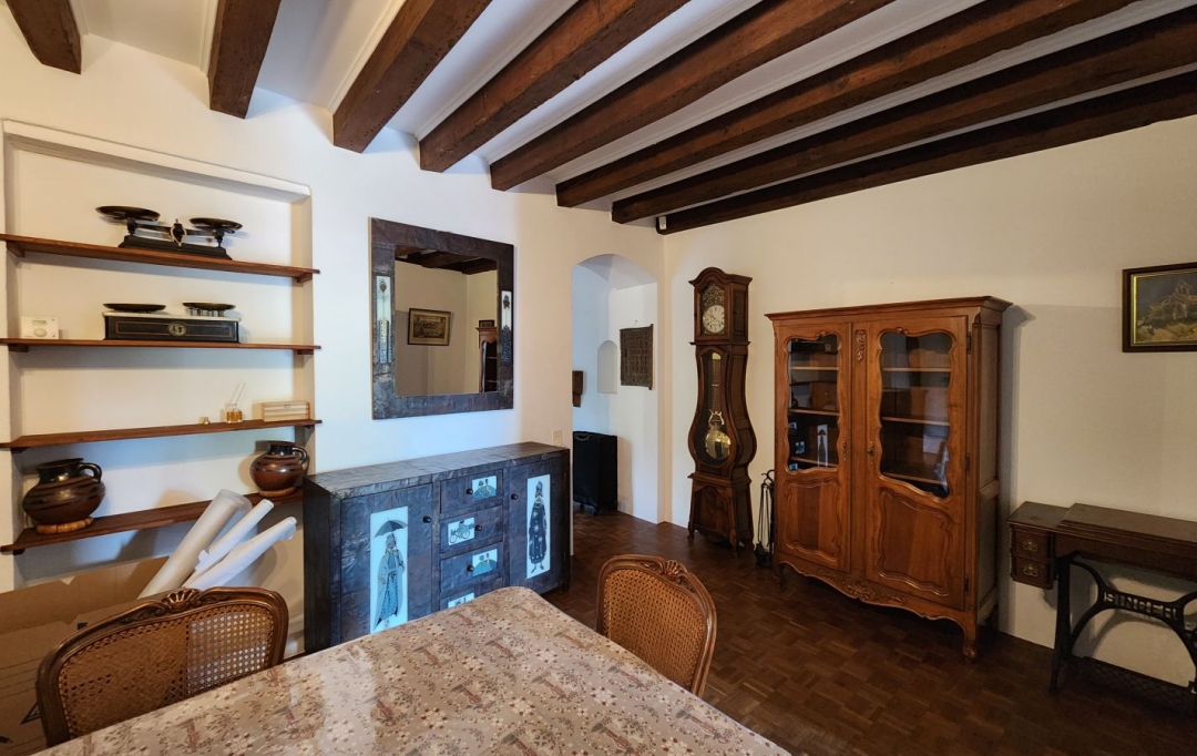 JEANDET Immobilier : Maison / Villa | SEGNY (01170) | 220 m2 | 4 290 € 