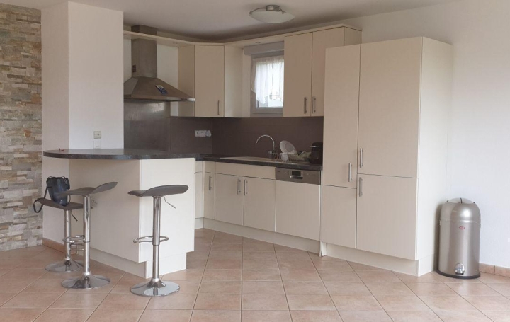 Appartement P4 SAINT-JULIEN-EN-GENEVOIS 82 m2 1 654 € Appartement P4 SAINT-JULIEN-EN-GENEVOIS 82 m2 1 654 €