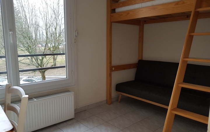 Studio SAINT-GENIS-POUILLY 12 m2 455 € Studio SAINT-GENIS-POUILLY 12 m2 455 €
