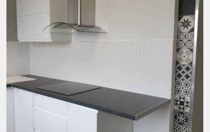 Appartement P2   SAINT-GENIS-POUILLY  53 m2 215 000 € 
